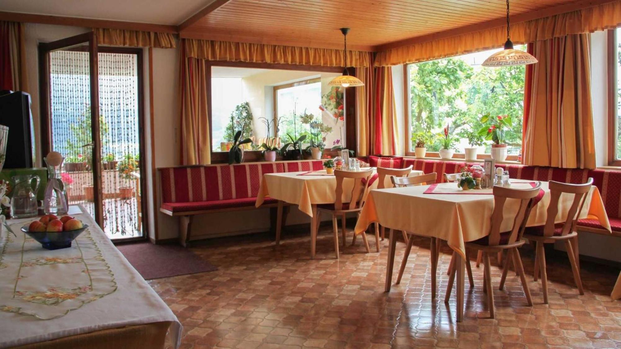 Privatunterkunft Gaestehaus Sonnenheim *
